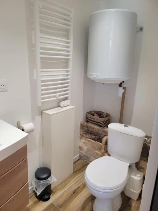 Logement Agreable A La Campagne Saint-Symphorien  Экстерьер фото